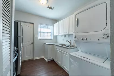 560 Winton Terrace NE #1, Atlanta, GA 30308 - Photo 2