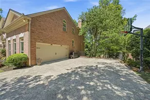 2336 Edgemere Lake Cir, Marietta, GA 30062 - Photo 4