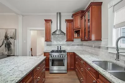 570 East Avenue NE, Atlanta, GA 30312 - Photo 8