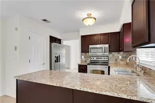 8910 Club River Dr, Roswell, GA 30076 - Photo 12