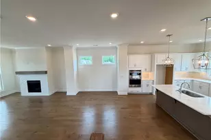 659 Summitt Hl Wy, Cumming, GA 30040 - Photo 12