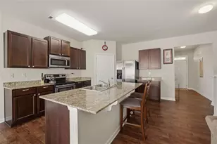 1009 Eldon Ln, Fairburn, GA 30213 - Photo 4