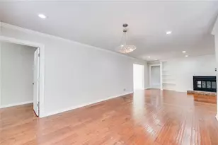 35 Ashleigh Terrace NE, Marietta, GA 30062 - Photo 16