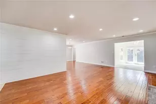 35 Ashleigh Terrace NE, Marietta, GA 30062 - Photo 18