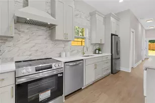 2627 Ben Hill Ave, Atlanta, GA 30344 - Photo 12