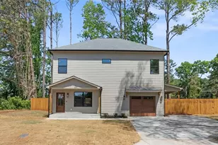 2627 Ben Hill Ave, Atlanta, GA 30344 - Photo 2