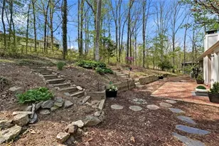 4304 Lindsey Way NE, Roswell, GA 30075 - Photo 24