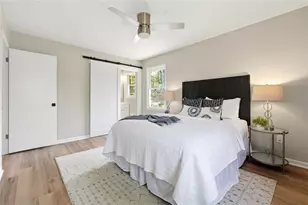 4304 Lindsey Way NE, Roswell, GA 30075 - Photo 16