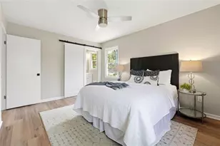 4304 Lindsey Way NE, Roswell, GA 30075 - Photo 16