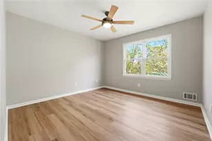 4304 Lindsey Way NE, Roswell, GA 30075 - Photo 12