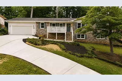 4304 Lindsey Way NE, Roswell, GA 30075 - Photo 1