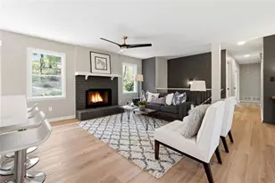4304 Lindsey Way NE, Roswell, GA 30075 - Photo 6
