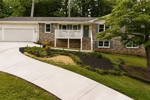 4304 Lindsey Way NE, Roswell, GA 30075 - Photo 1