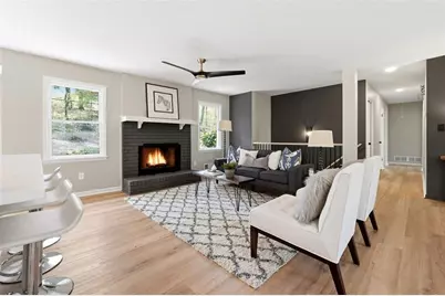 4304 Lindsey Way NE, Roswell, GA 30075 - Photo 6