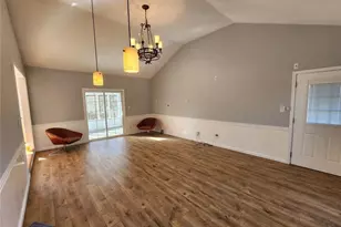 885 Melody Ln, Roswell, GA 30075 - Photo 20