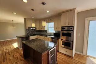 885 Melody Ln, Roswell, GA 30075 - Photo 12
