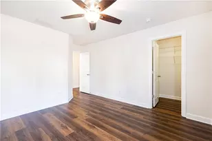 7595 Stoneridge Dr, Atlanta, GA 30328 - Photo 30