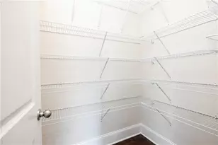 7595 Stoneridge Dr, Atlanta, GA 30328 - Photo 20