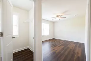 7595 Stoneridge Dr, Atlanta, GA 30328 - Photo 32