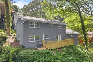 495 Larchmont Cir NW, Atlanta, GA 30318 - Photo 42
