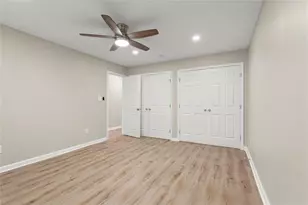 495 Larchmont Cir NW, Atlanta, GA 30318 - Photo 12