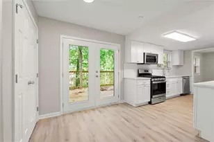 495 Larchmont Cir NW, Atlanta, GA 30318 - Photo 30