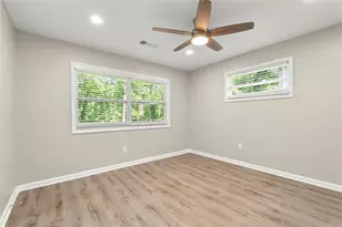 495 Larchmont Cir NW, Atlanta, GA 30318 - Photo 16