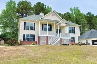 79 Kingsbrook Cir, Newnan, GA 30265 - Photo 1