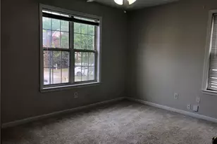 370 Manor Glen Dr, Suwanee, GA 30024 - Photo 22