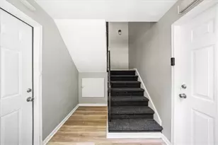 1627 Line Cir, Decatur, GA 30032 - Photo 2