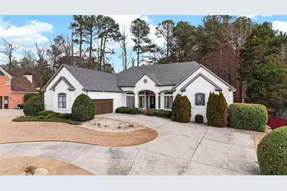 1235 Regency Center Drive SW, Atlanta, GA 30331 - Photo 2