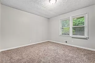 6485 Menlo Way, Rex, GA 30273 - Photo 10