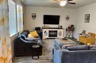 372 Layfield Dr, Jonesboro, GA 30238 - Photo 26