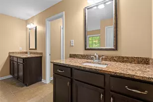 103 Cliffhaven Cir, Newnan, GA 30263 - Photo 8