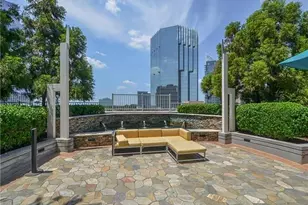 3324 Peachtree Rd NE, Atlanta, GA 30326 - Photo 22