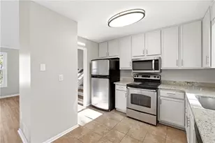 241 Summer Pond Trail, Lawrenceville, GA 30046 - Photo 22