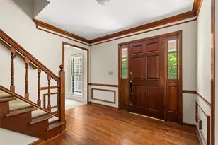 2407 Woodbridge Dr, Marietta, GA 30066 - Photo 6