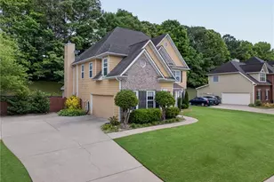 3713 Golden Ive Dr, Buford, GA 30519 - Photo 2