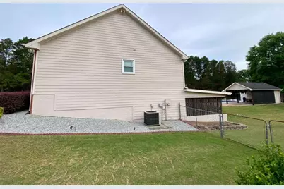 2822 Green Road, Loganville, GA 30052 - Photo 6