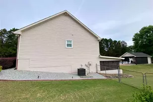 2822 Green Rd, Loganville, GA 30052 - Photo 6