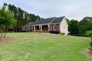 2822 Green Rd, Loganville, GA 30052 - Photo 4