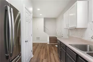 1396 Kennesaw Dr NW, Atlanta, GA 30318 - Photo 6
