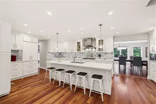 165 River Park Dr, Atlanta, GA 30328 - Photo 12