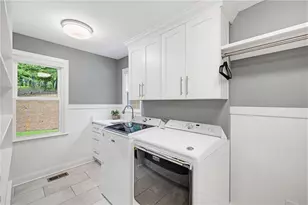 165 River Park Dr, Atlanta, GA 30328 - Photo 18