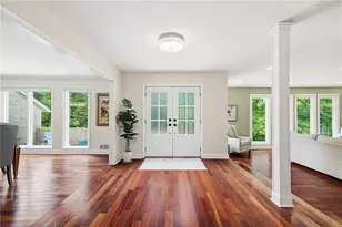 165 River Park Dr, Atlanta, GA 30328 - Photo 6