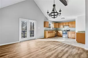 5825 Stonehaven Dr NW, Kennesaw, GA 30152 - Photo 10