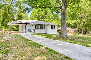 1815 Windsor Dr SW, Atlanta, GA 30311 - Photo 2