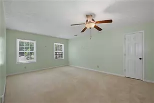 2562 River Knoll Dr SW, Lilburn, GA 30047 - Photo 36