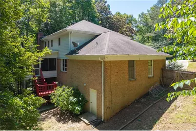 2562 River Knoll Drive SW, Lilburn, GA 30047 - Photo 40