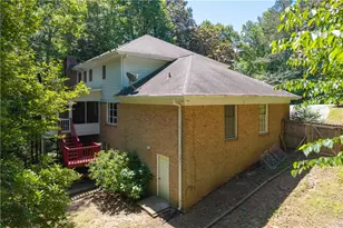 2562 River Knoll Dr SW, Lilburn, GA 30047 - Photo 40